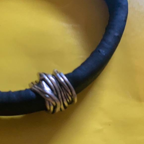 Handmade Magnetic Snap Bracelet - Picture 2 of 3